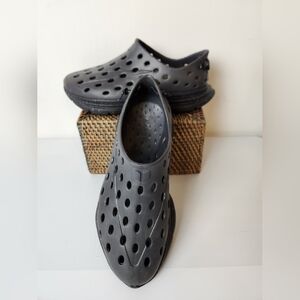 Kane Revive Charcoal Black Speckle Washable Active Recovery Shoe